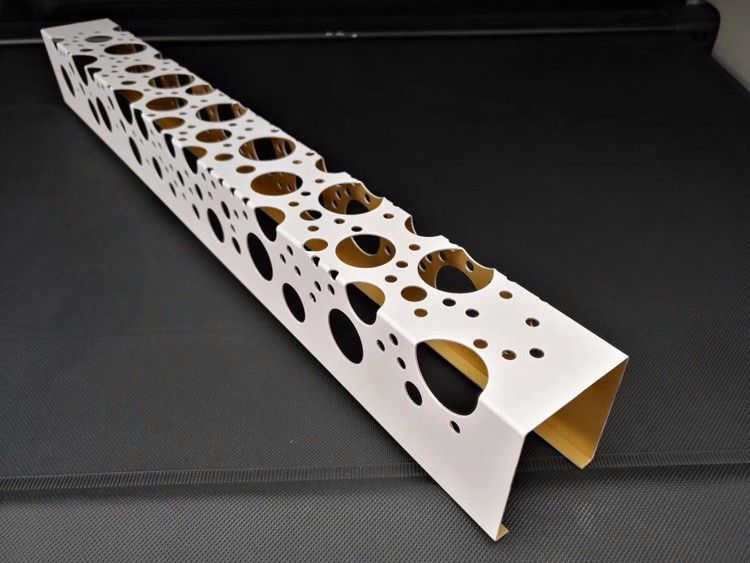 沖孔鋁單板廠家直銷 www.fslianba.com